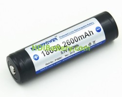 Batería de Litio-ion Keeppower 18650 con circuito de protección 3.7V 2600mAh